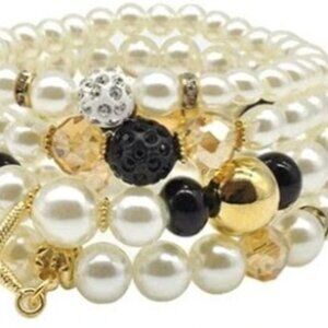 NWOT  Women's Fashion Pearl Stretch Bracelet